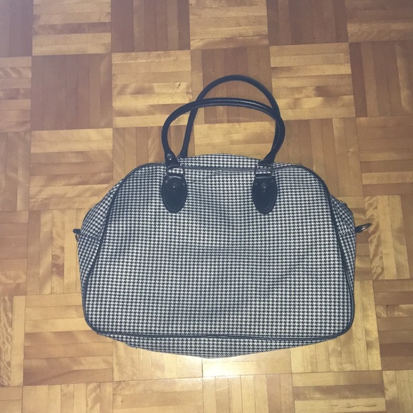 Hand Luggage Checked Pattern - Picture 2 of 3